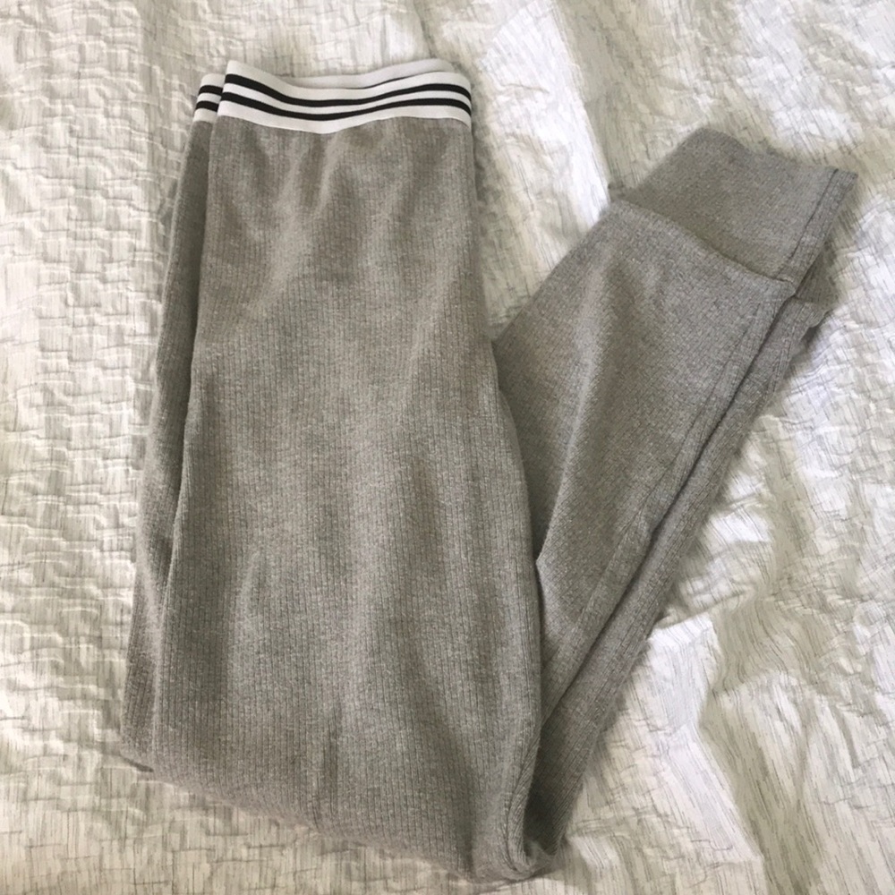 gray pants - Picture 3 of 8